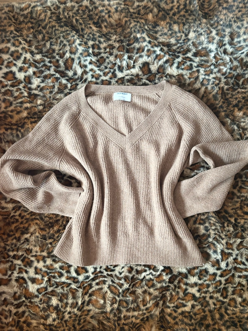Old Navy Women's Ribbed V-Neck Sweater in Taupe Beige
